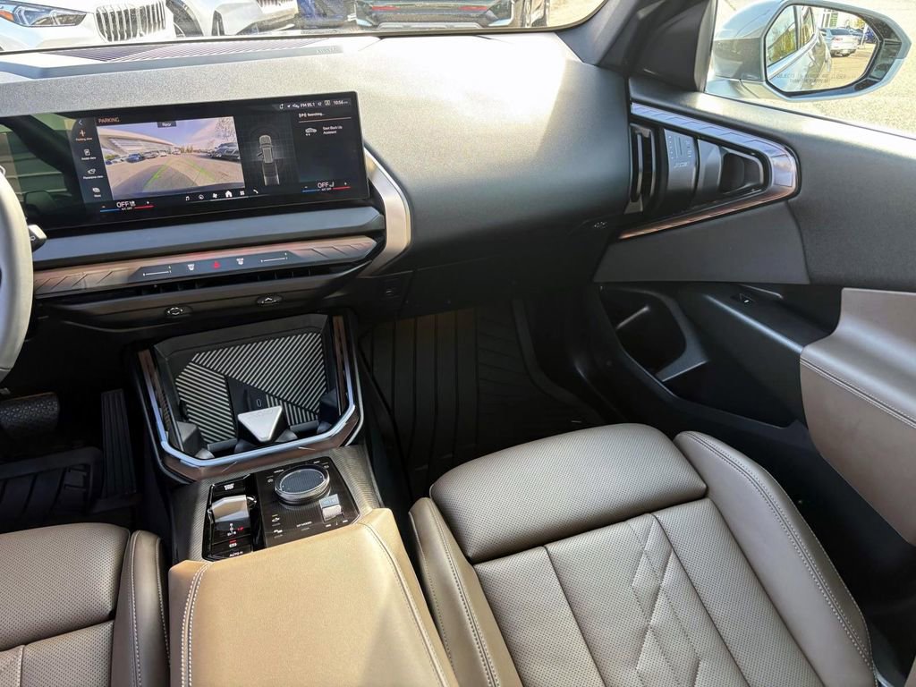 Certified 2025 BMW X3 xDrive30i w/ Convenience Package image 31