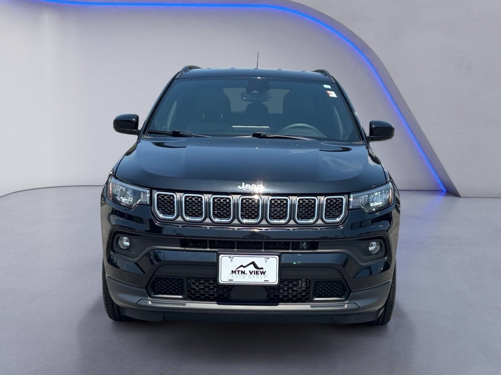 Used 2023 Jeep Compass Latitude w/ Convenience Group AWD/4WD image 8