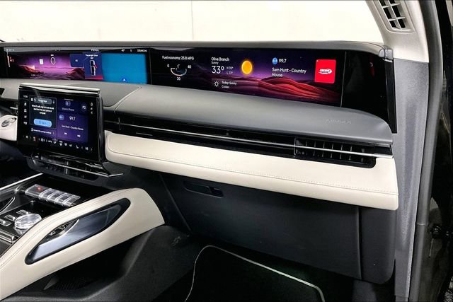 Used 2024 Lincoln Nautilus Reserve image 15