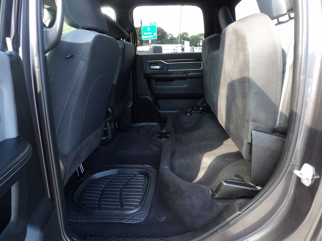 Used 2022 RAM 3500 Big Horn AWD/4WD image 31