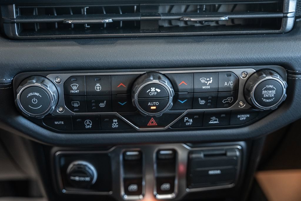 New 2026 Jeep Wrangler Rubicon image 24