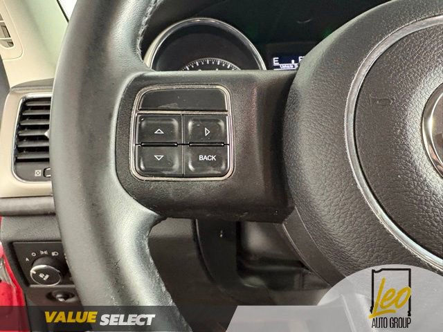 Used 2011 Jeep Grand Cherokee Laredo AWD/4WD image 16