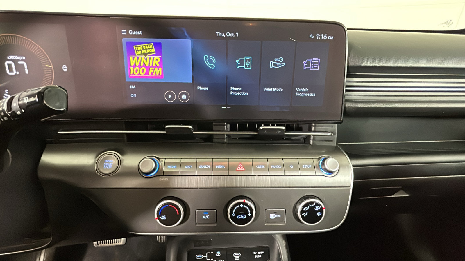 Certified 2024 Hyundai Kona SE AWD/4WD image 30