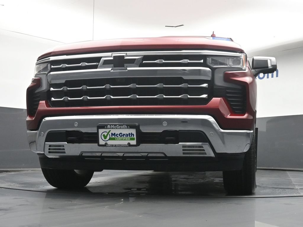 Used 2023 Chevrolet Silverado 1500 LTZ AWD/4WD image 7