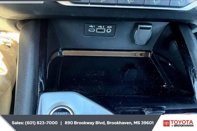 Used 2024 Nissan Altima 2.5 SV image 22