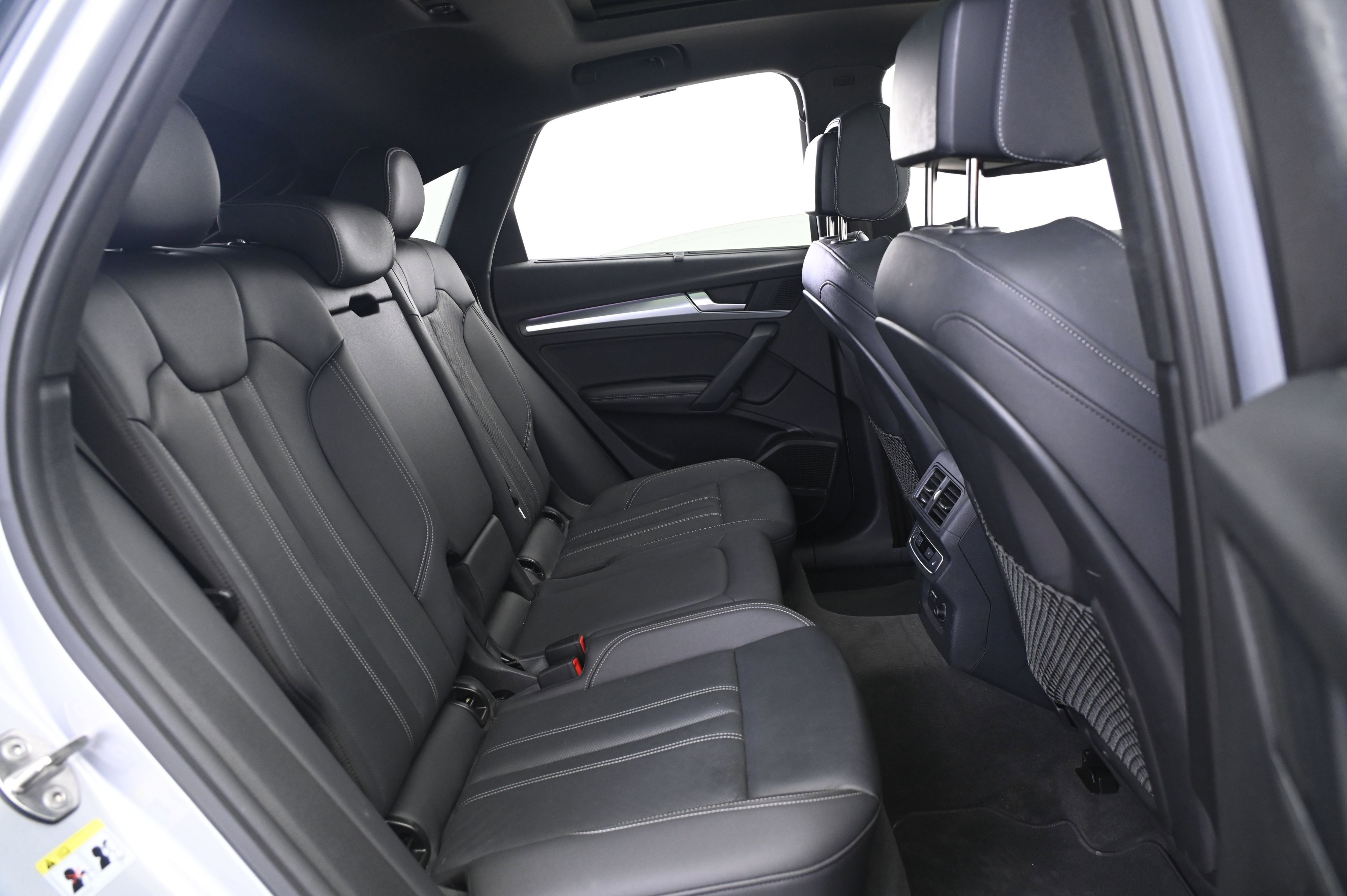 Used 2023 Audi Q5 2.0T Prestige w/ Prestige Package image 18