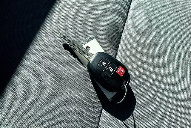 Used 2021 Toyota Tacoma SR w/ SR Convenience Package image 10