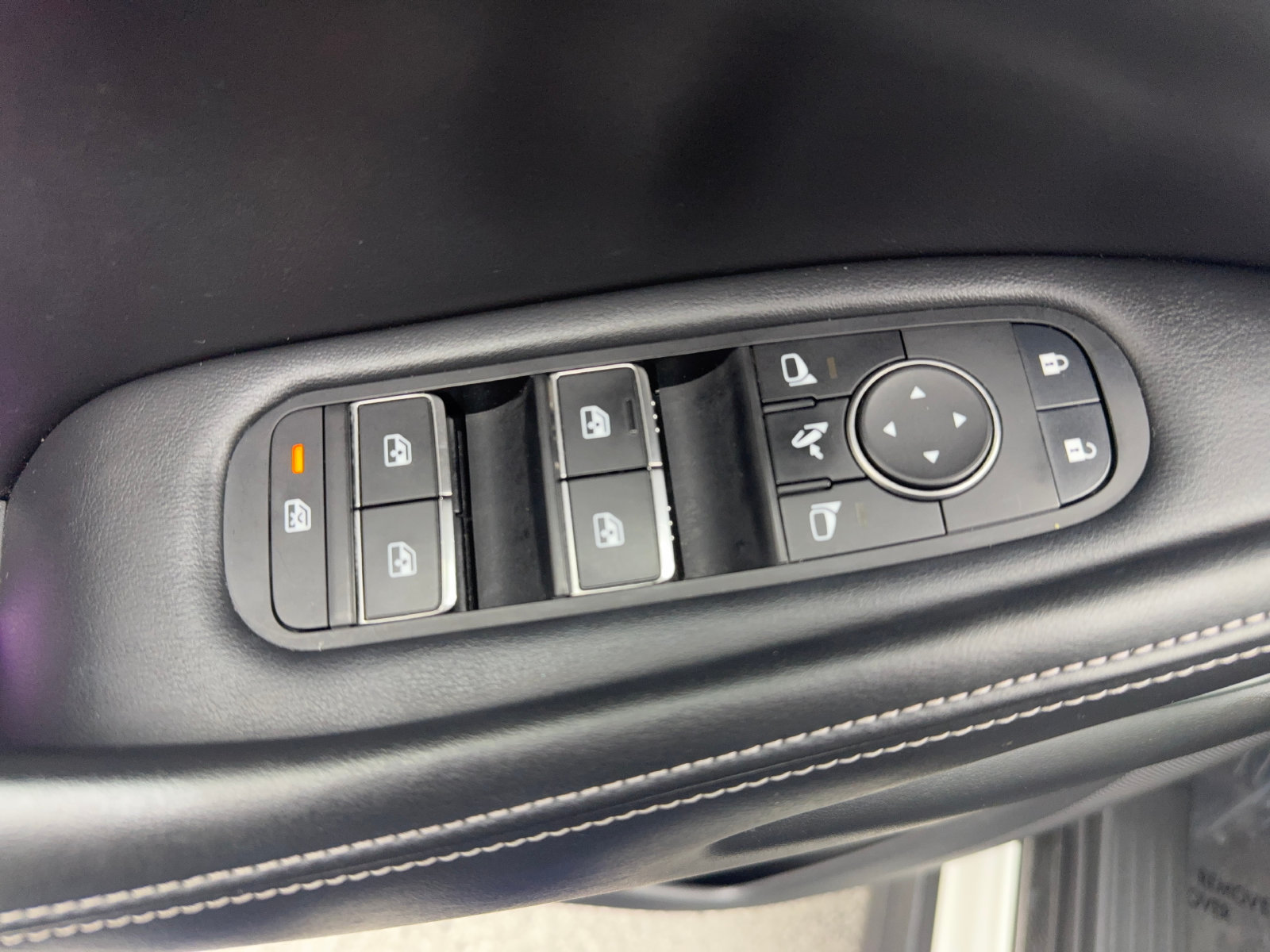 Used 2023 INFINITI QX60 Sensory w/ Vision Package FWD image 27