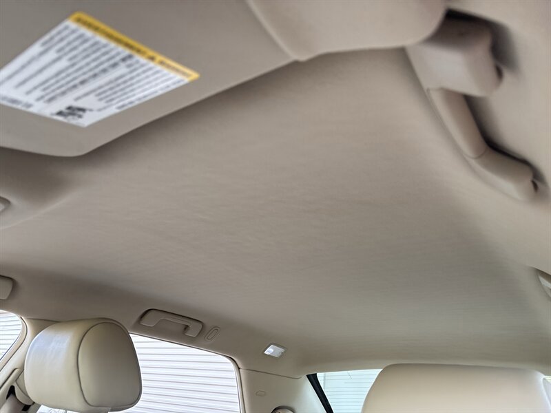 Used 2007 Cadillac DTS w/ Trunk Convenience Package FWD image 25