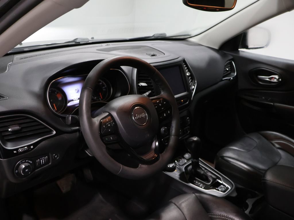 Used 2023 Jeep Cherokee Altitude Lux image 15