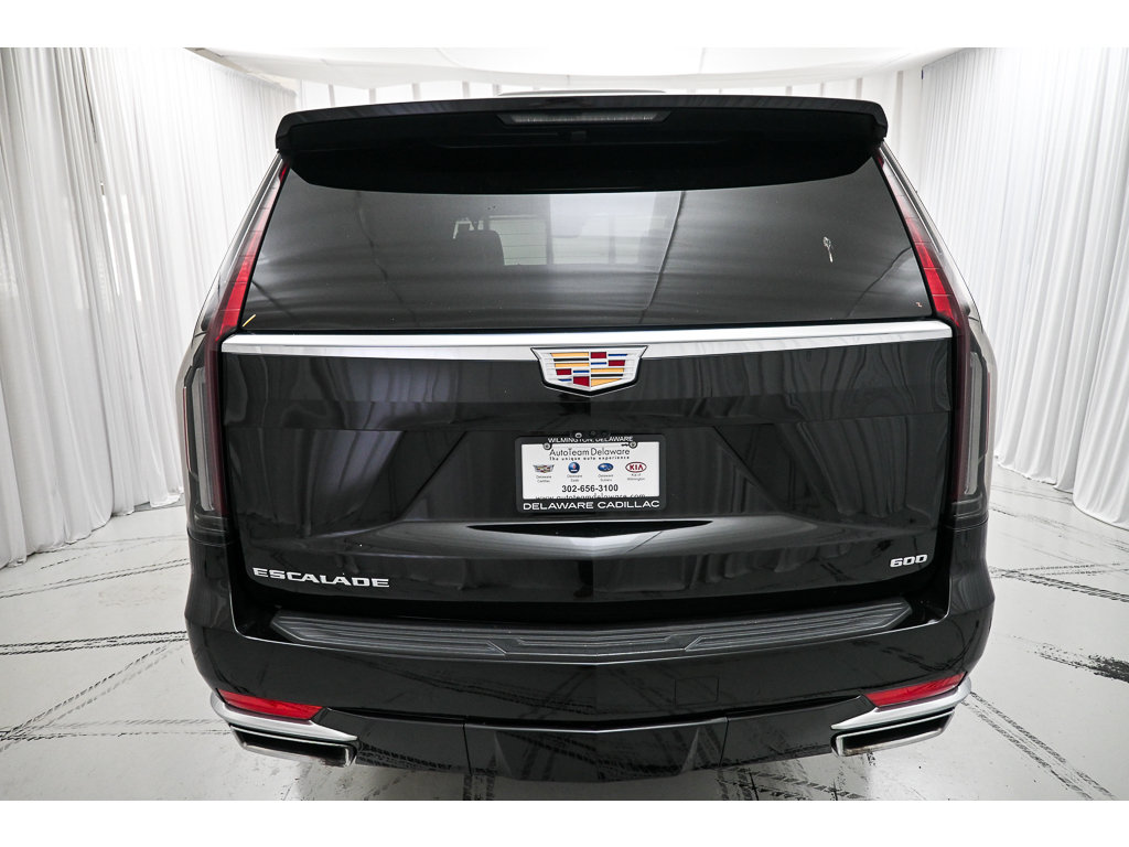 Used 2023 Cadillac Escalade Premium Luxury AWD/4WD image 6
