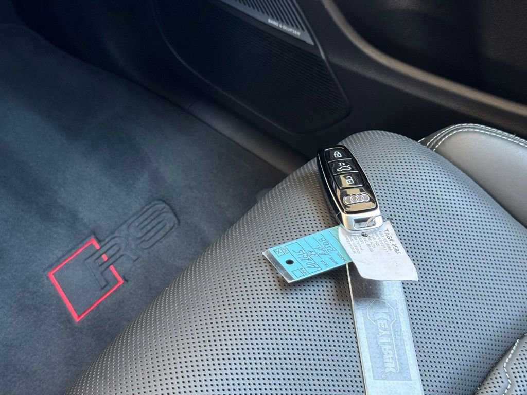 Used 2024 Audi RS Q8 image 37