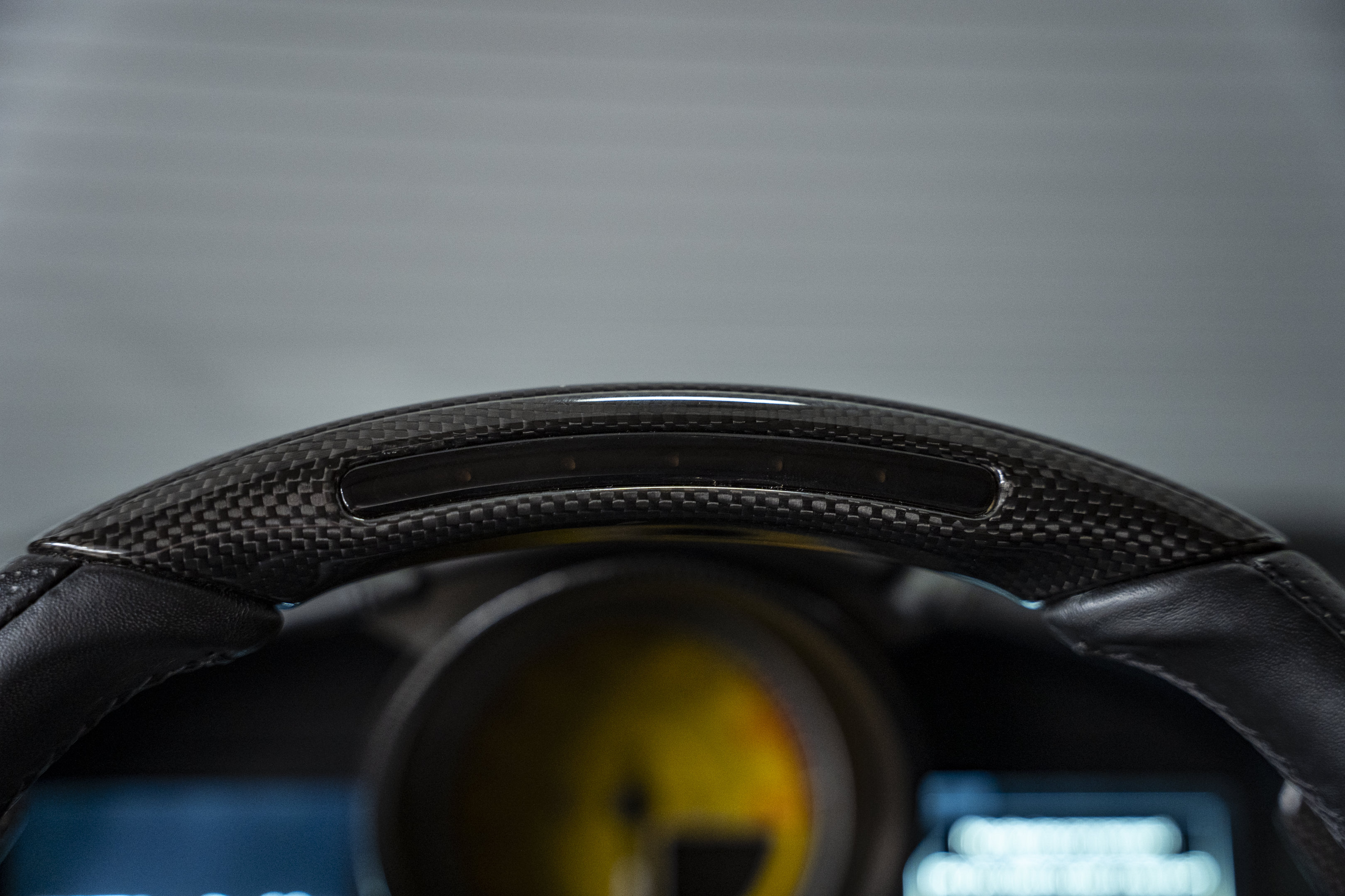 Used 2014 Ferrari F12 Berlinetta RWD image 32