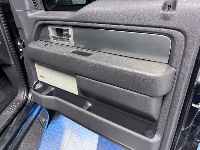 Used 2013 Ford F150 Raptor w/ Luxury Equipment Group AWD/4WD image 11