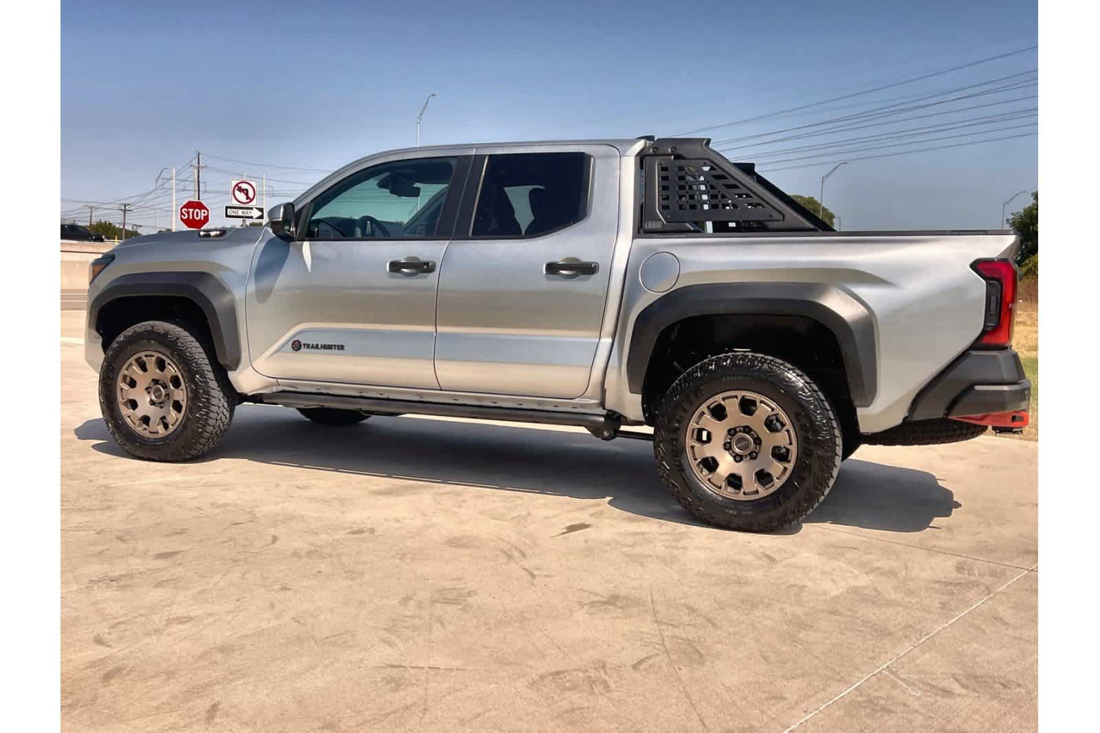 Used 2026 Toyota Tacoma 4x4 Double Cab Hybrid image 5