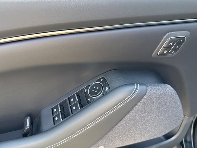 Used 2025 Ford Mustang Mach-E Premium AWD/4WD image 43