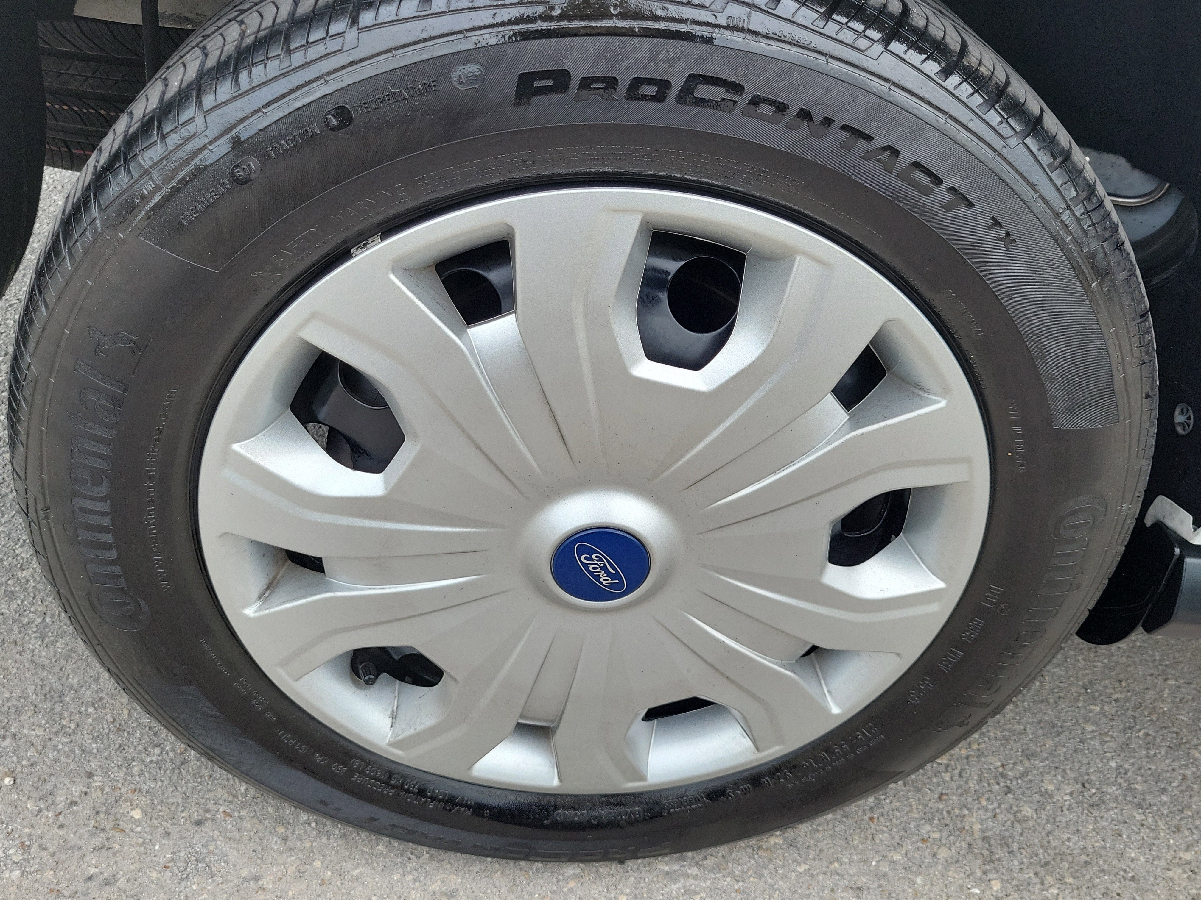 Used 2023 Ford Transit Connect XLT FWD image 30