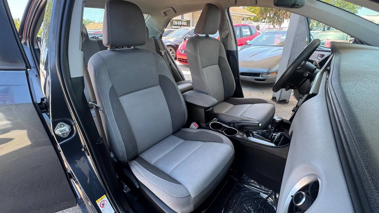 Used 2019 Toyota Corolla LE image 10