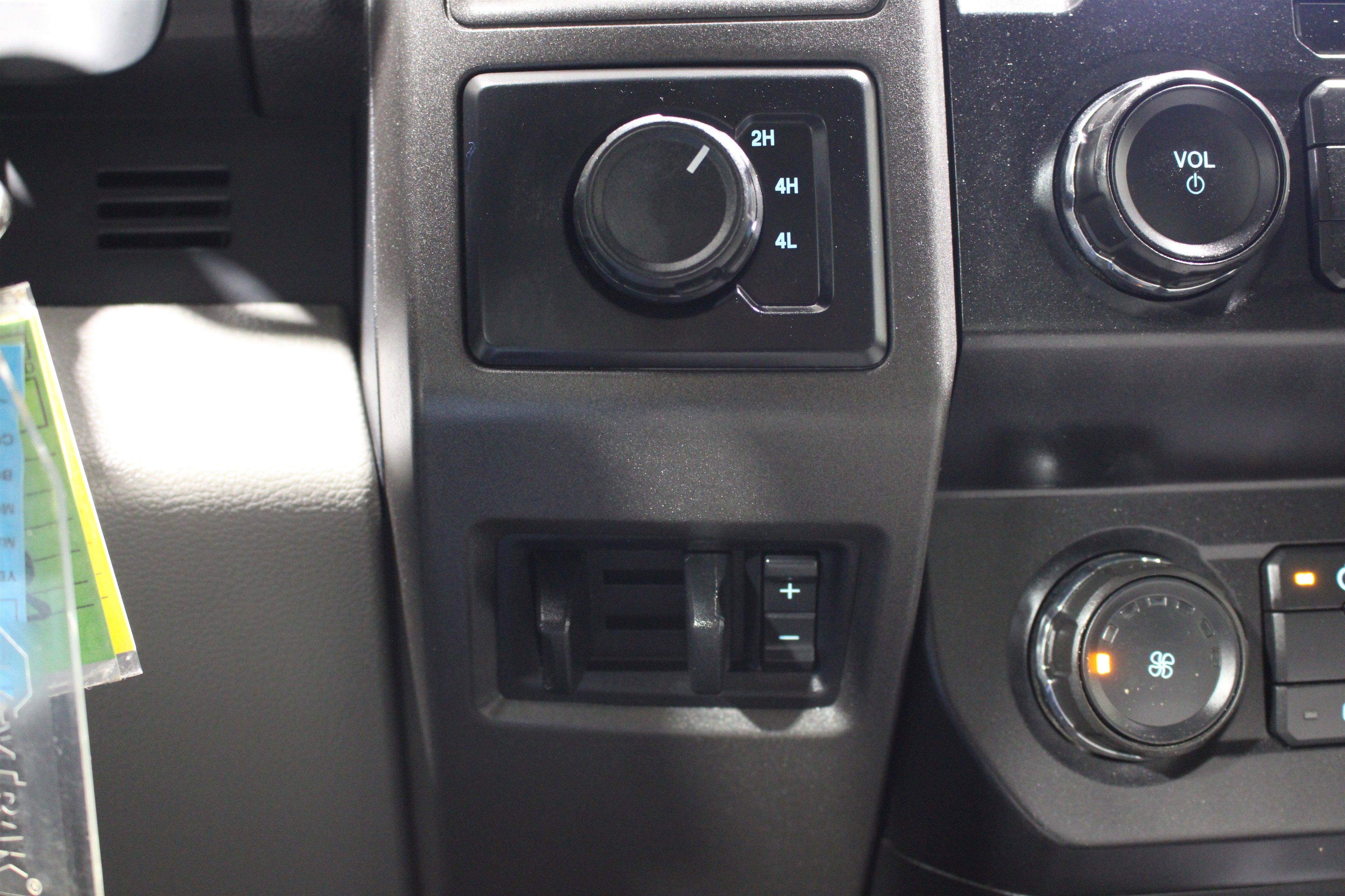 Used 2022 Ford F450 XL w/ STX Appearance Package image 17