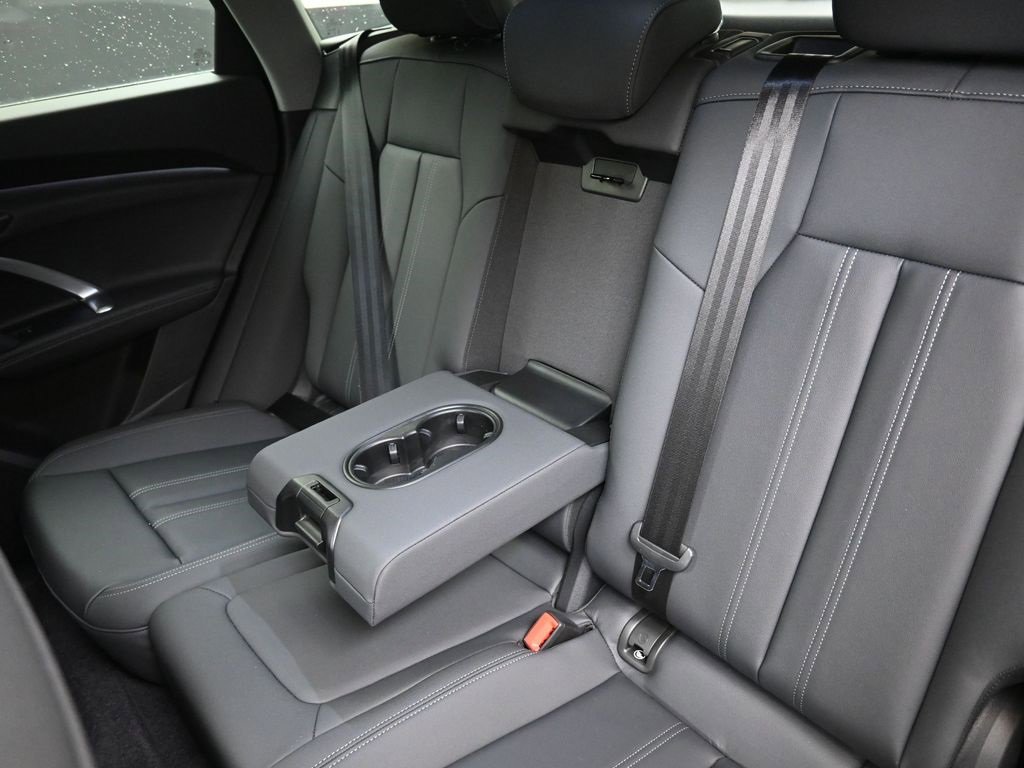 New 2025 Audi Q5 Premium Plus image 19