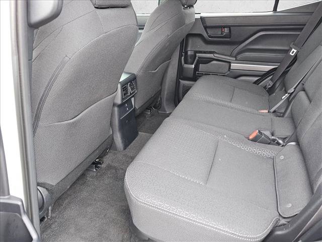Used 2025 Toyota 4Runner SR5 AWD/4WD image 24