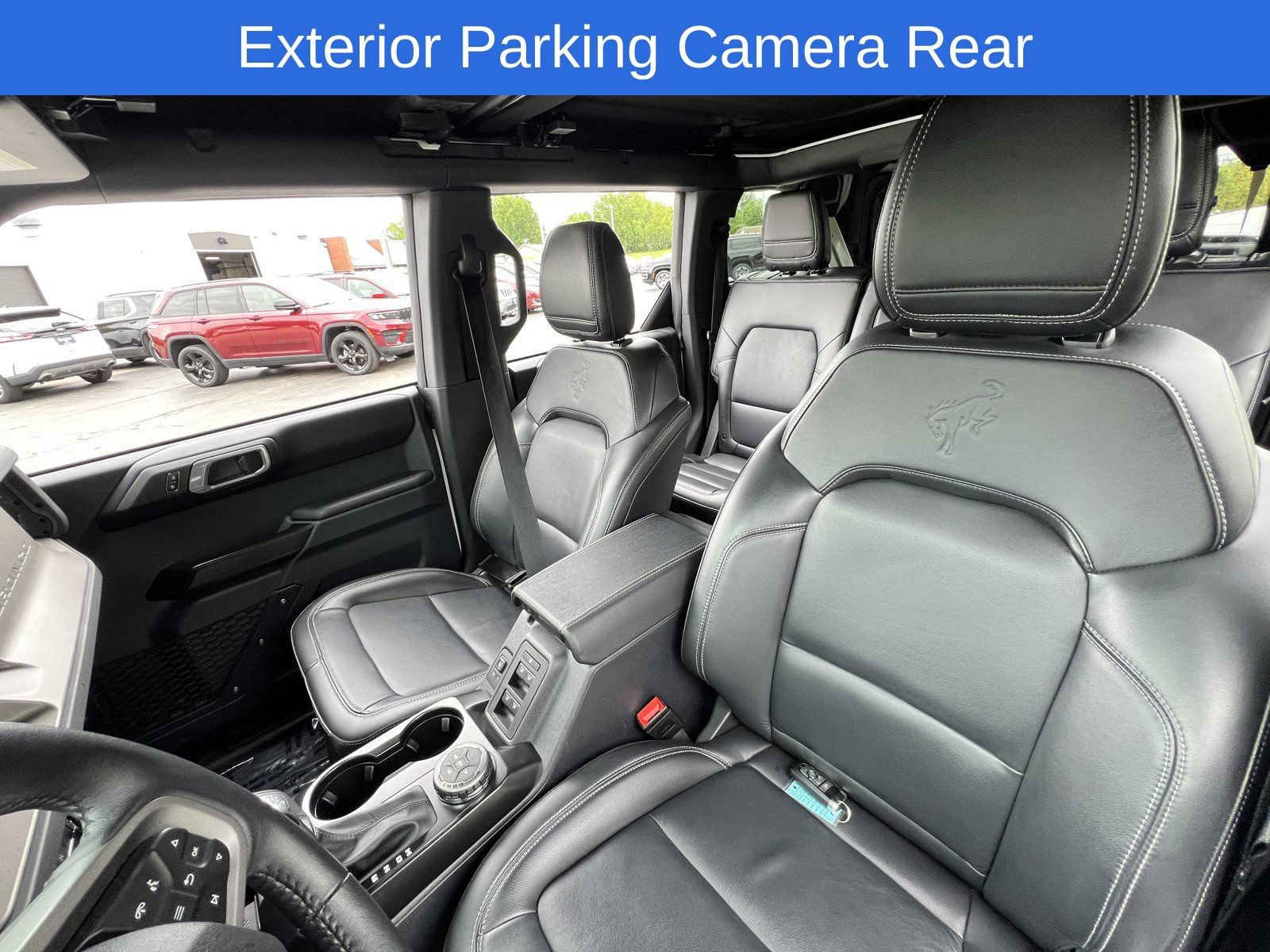 Used 2025 Ford Bronco Outer Banks AWD/4WD image 27