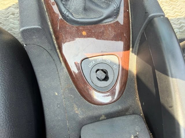 Used 2010 Saab 9-3 2.0T FWD image 19