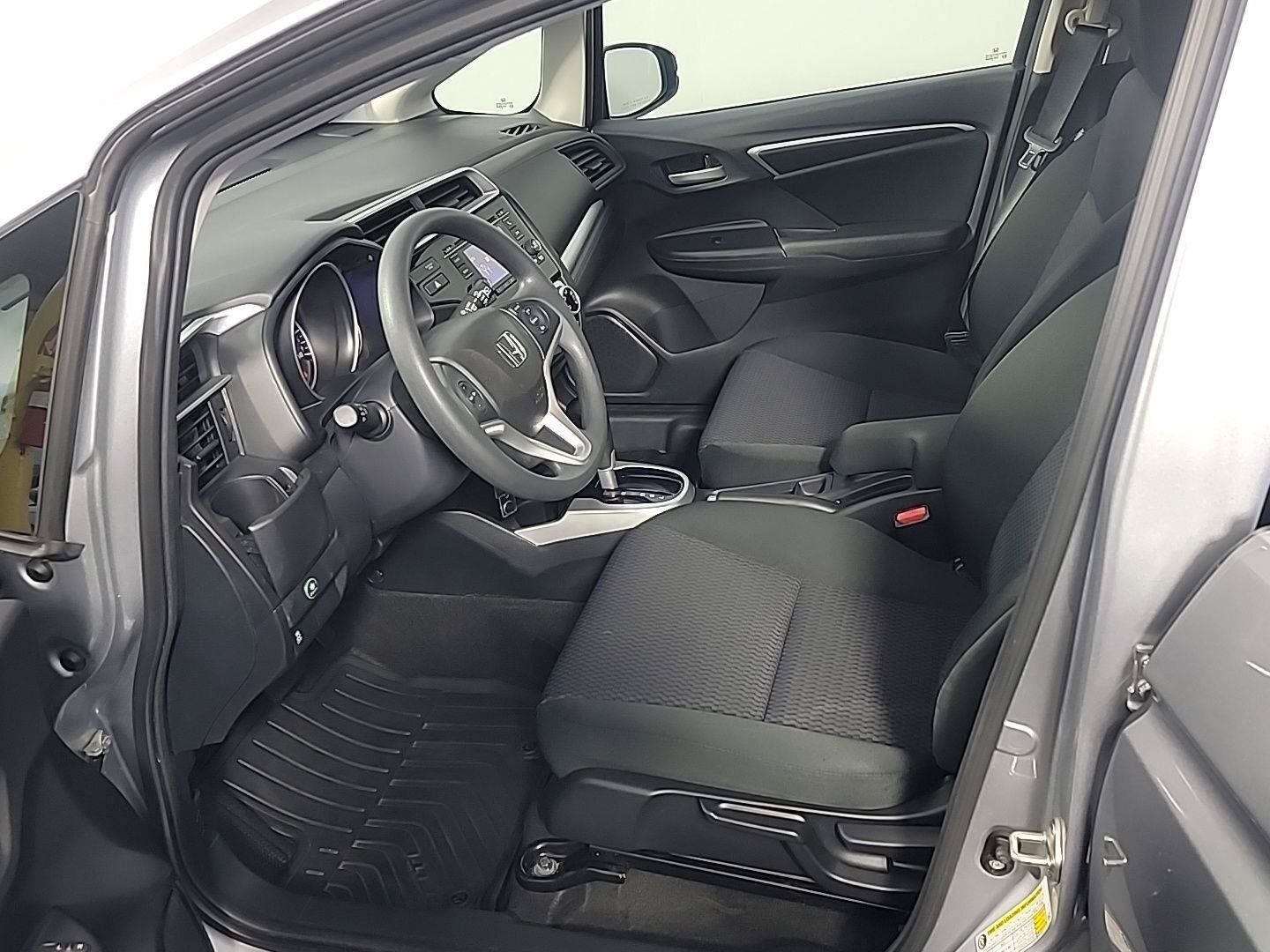 Used 2020 Honda Fit LX image 17
