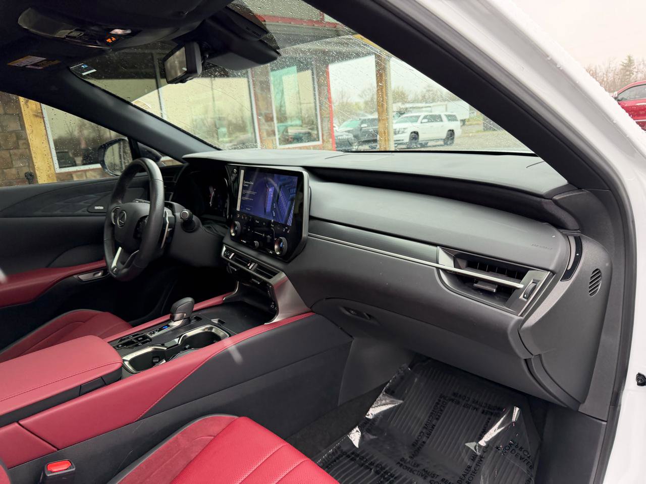 Used 2023 Lexus RX 500h RX 500h F SPORT Performance AW image 24