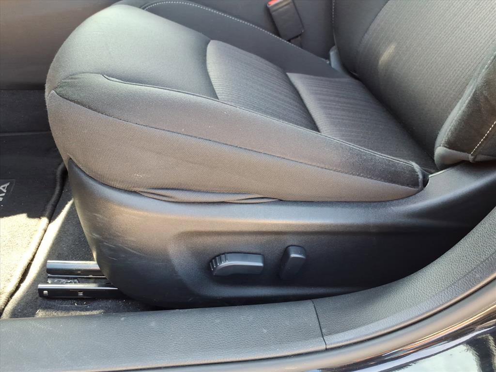 Used 2024 Nissan Altima 2.5 SV image 11