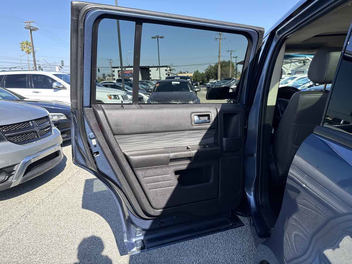 Used 2019 Ford Flex SEL w/ Equipment Group 202A image 10