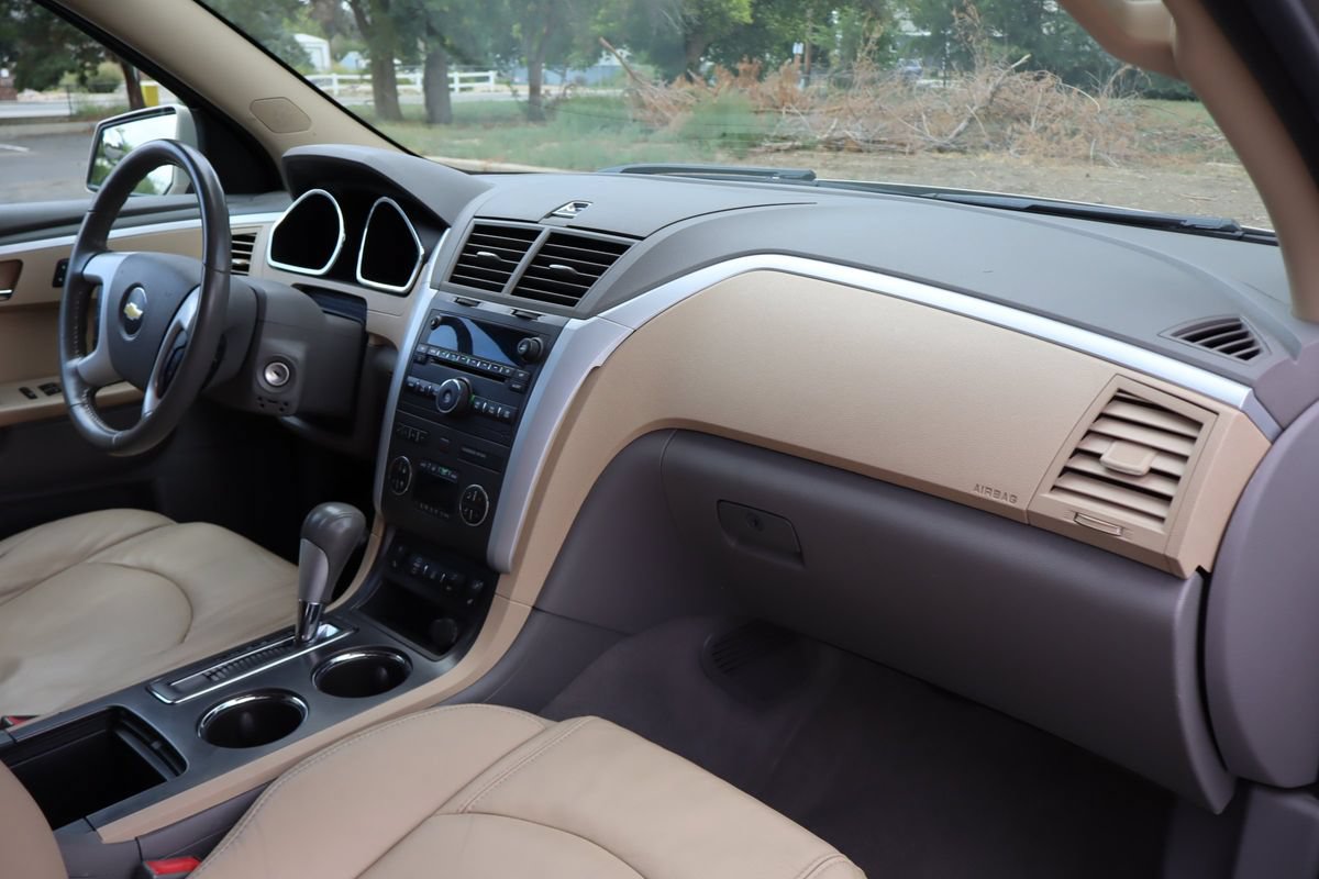 Used 2012 Chevrolet Traverse LT AWD/4WD image 18