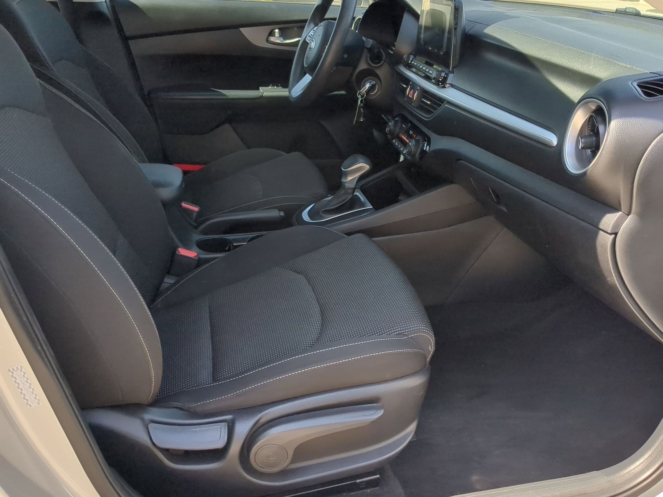 Used 2019 Kia Forte LXS image 22