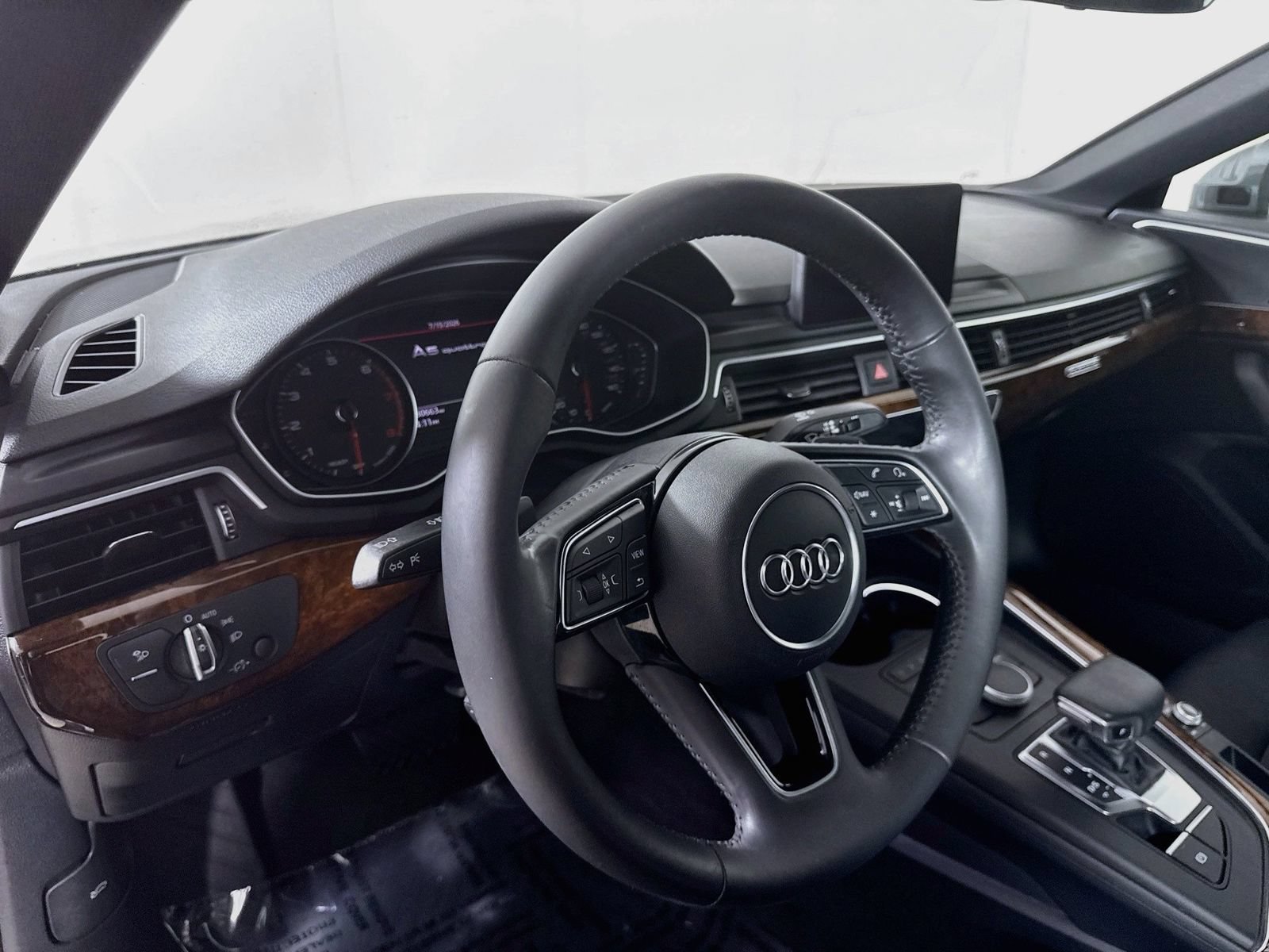 Used 2019 Audi A5 2.0T Premium w/ Convenience Package AWD/4WD image 4