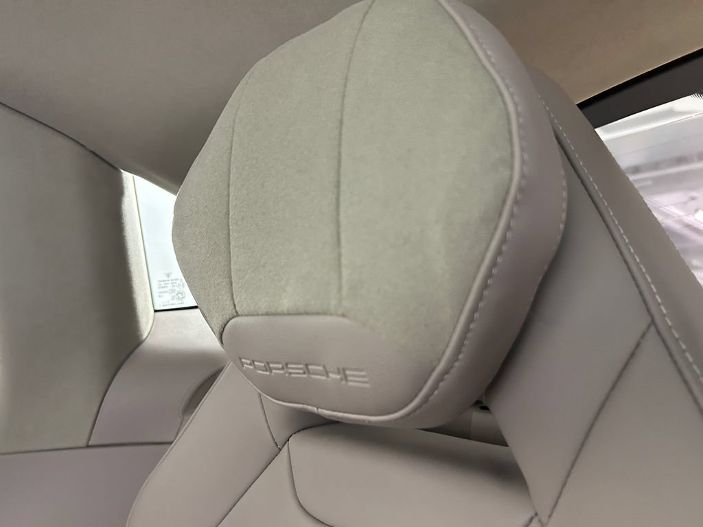 Certified 2026 Porsche Panamera GTS AWD/4WD image 28