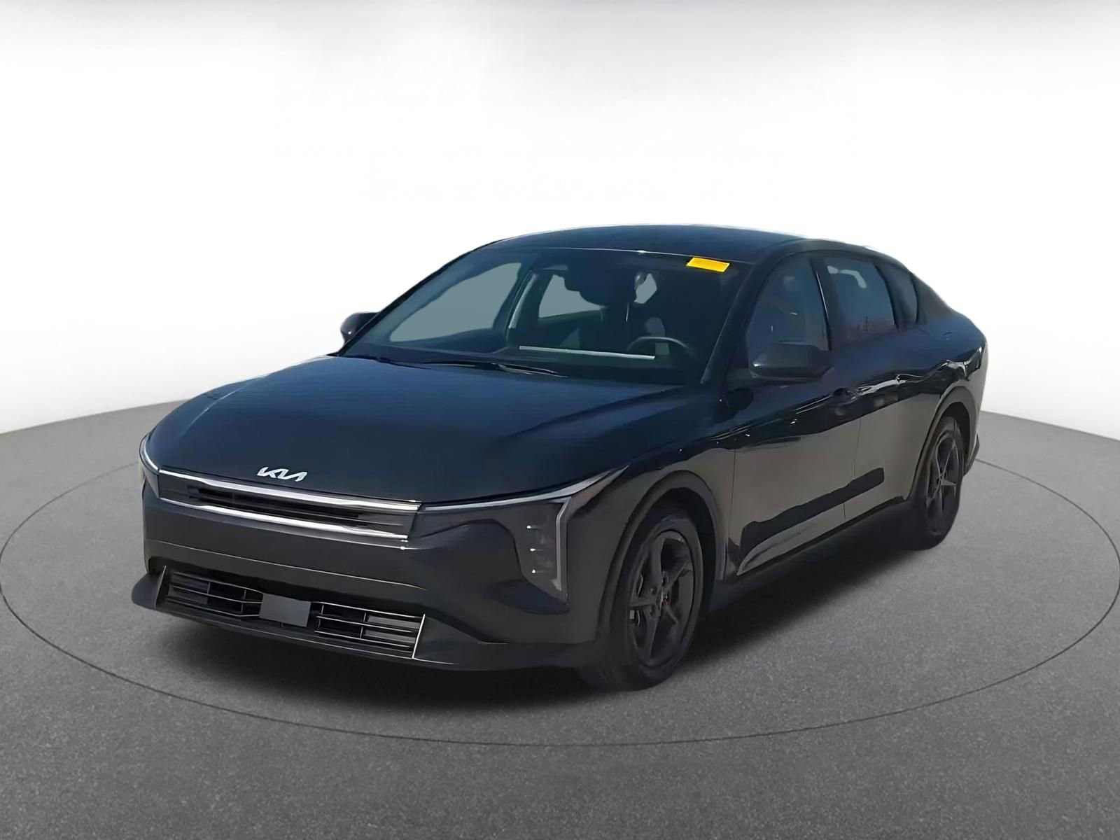 Used 2025 Kia K4 LXS image 15