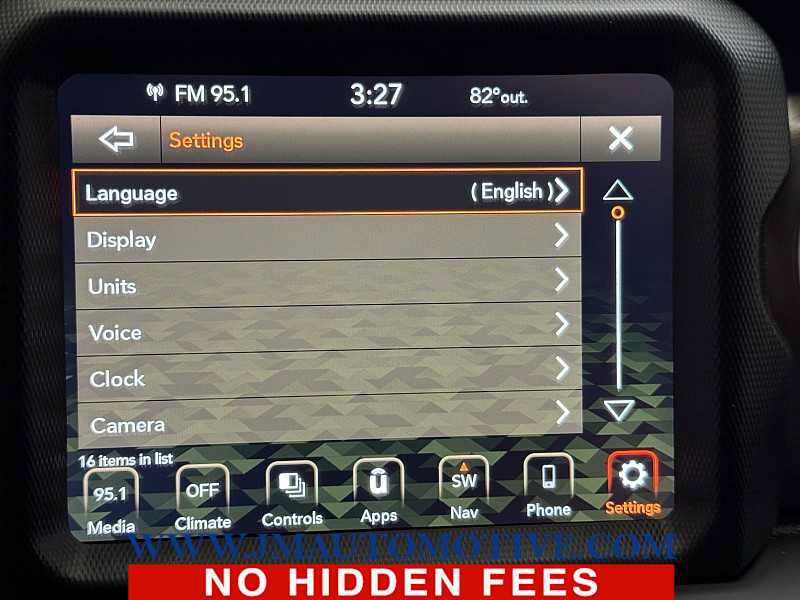 Used 2023 Jeep Wrangler Unlimited w/ 8.4" Radio Group AWD/4WD image 31