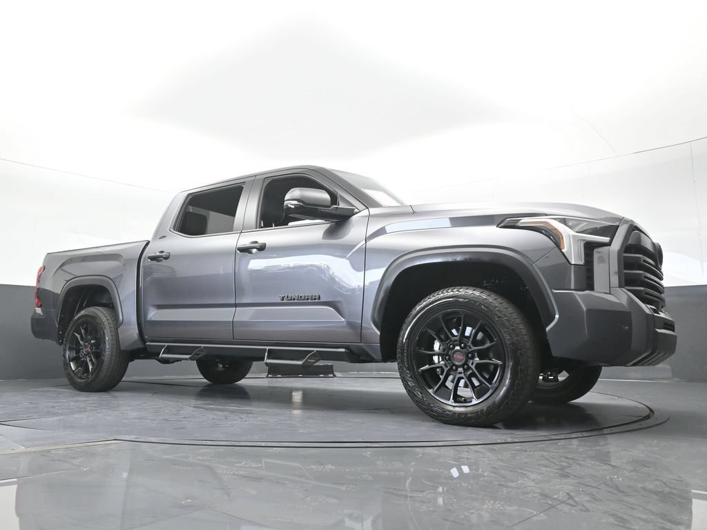 Used 2025 Toyota Tundra SR5 w/ SR5 Convenience Package AWD/4WD image 59