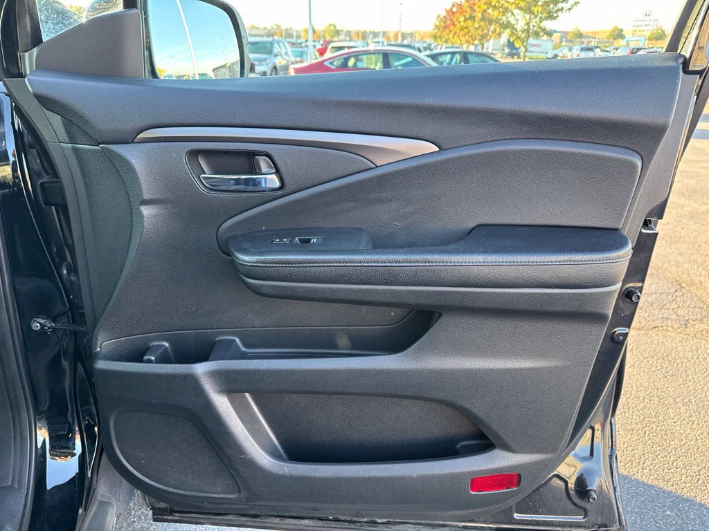 Used 2018 Honda Pilot EX-L image 37