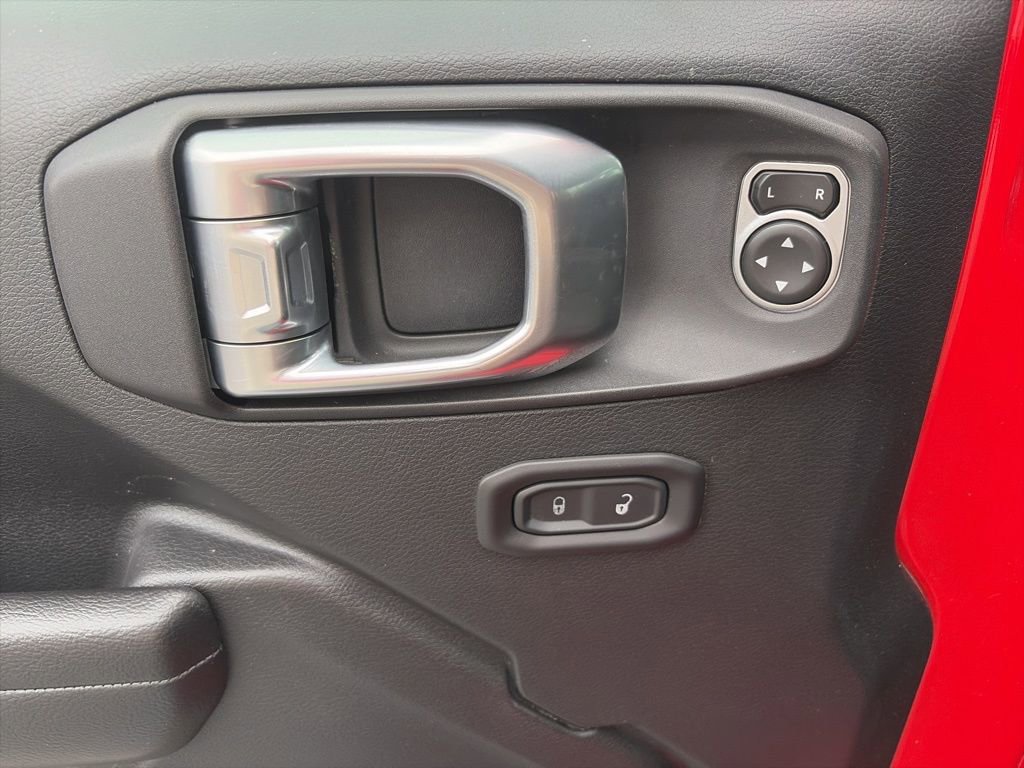 Used 2018 Jeep Wrangler Sport S image 14