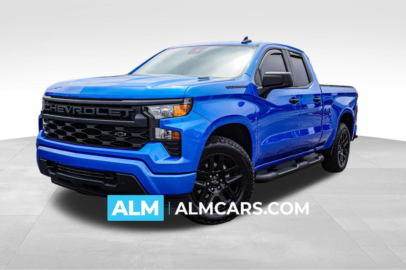 Used 2025 Chevrolet Silverado 1500 Custom w/ Turbomax Blackout Package image 1