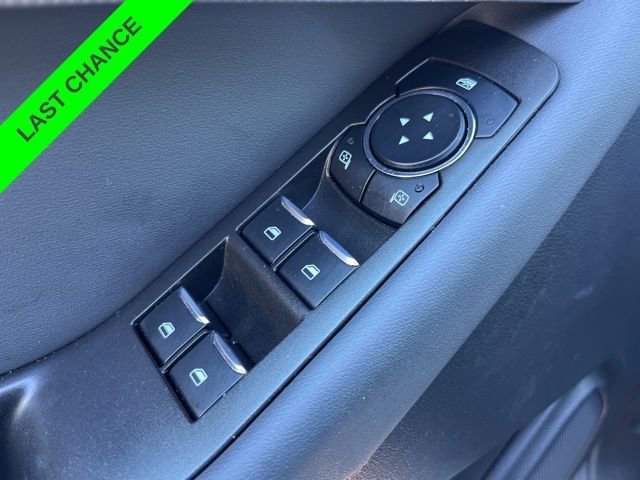 Used 2025 Ford Explorer Active image 12