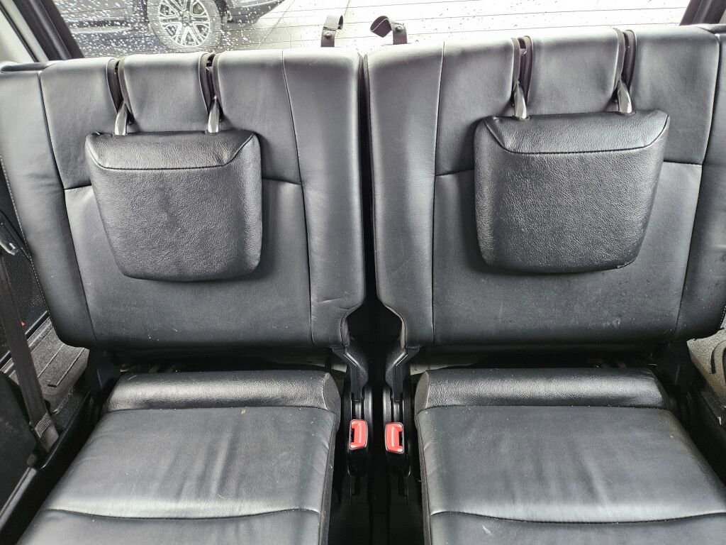 Used 2015 Toyota 4Runner Limited AWD/4WD image 17