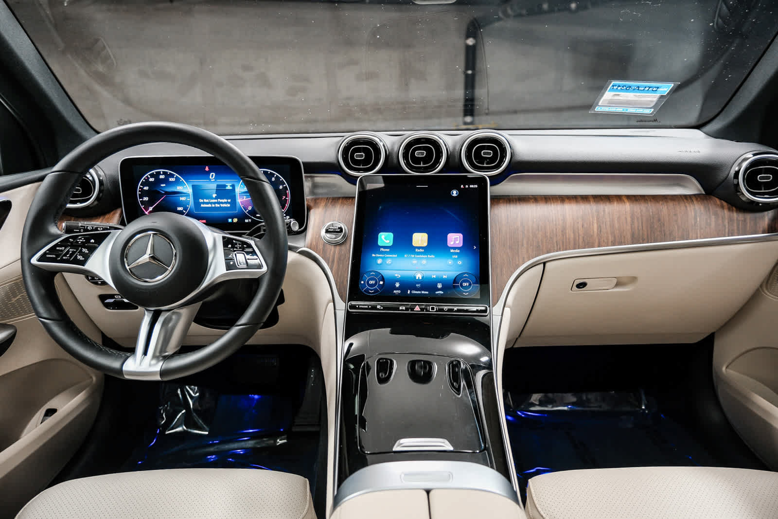 Certified 2026 Mercedes-Benz GLC 300 image 15
