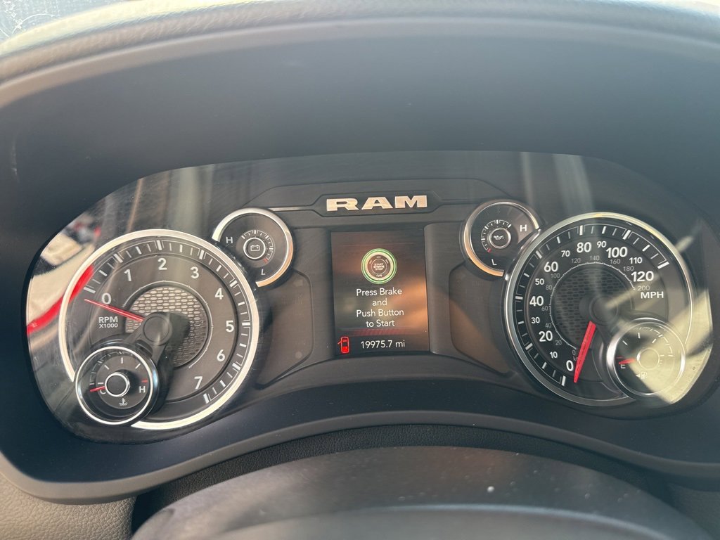 Used 2024 RAM 2500 Big Horn w/ Bed Utility Group image 12