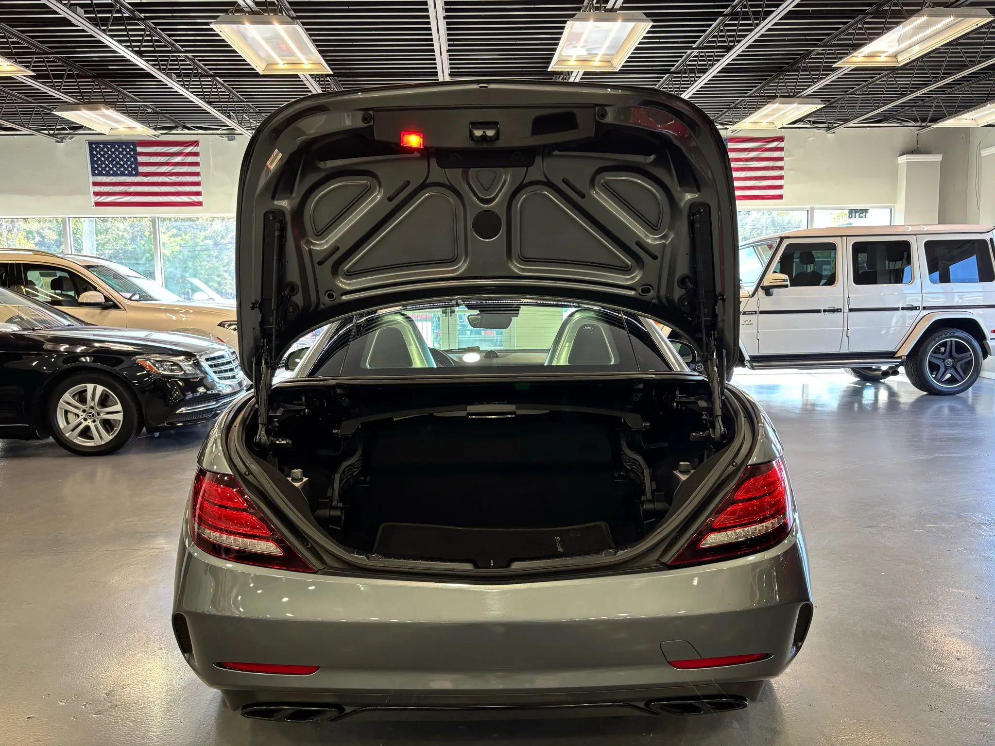 Used 2017 Mercedes-Benz SLC 43 AMG image 37