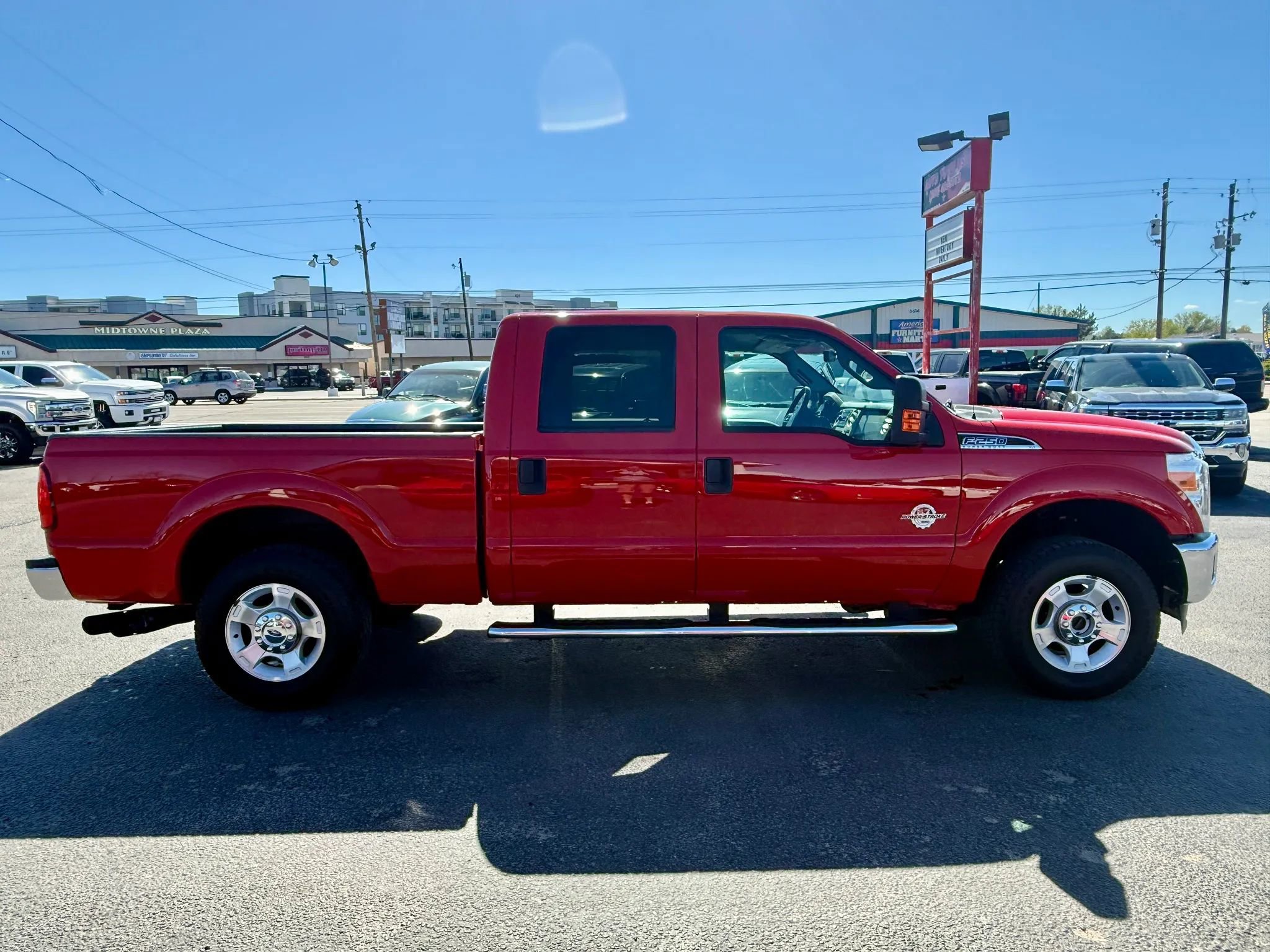 Used 2014 Ford F250 XLT w/ XLT Interior Package image 6