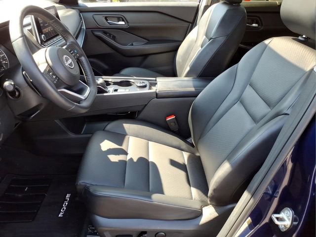 Used 2024 Nissan Rogue SV w/ SV Premium Package AWD/4WD image 11