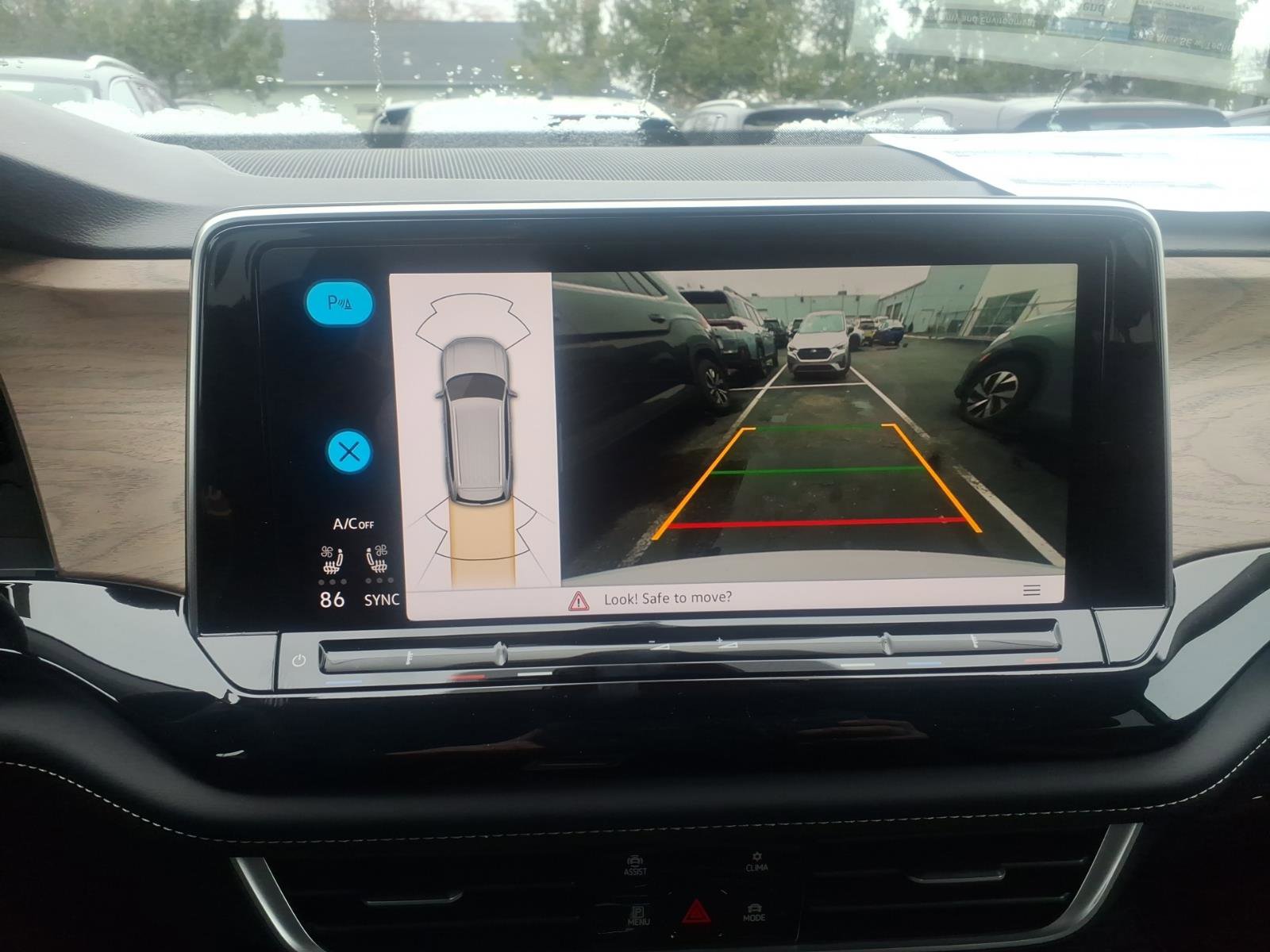 New 2026 Volkswagen Atlas SE image 13