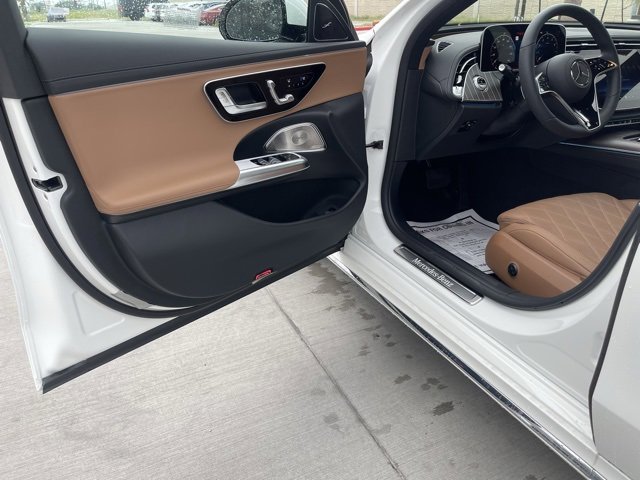 New 2025 Mercedes-Benz E 350 Sedan image 14